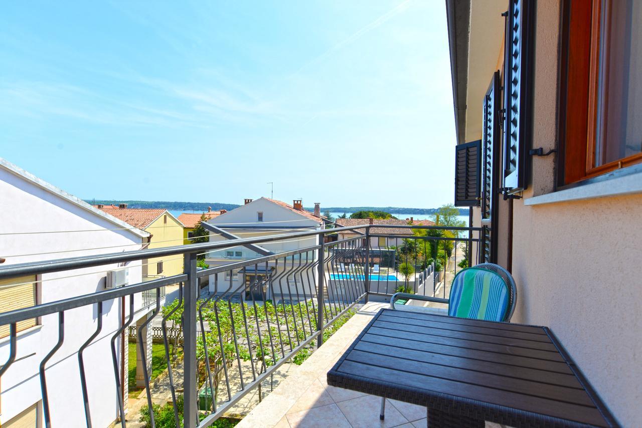 Novigrad Istria Apartment Ljiljana 1553 מראה חיצוני תמונה